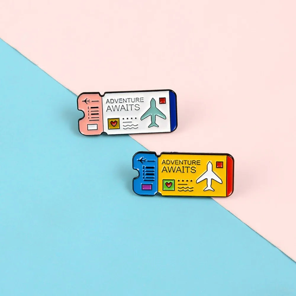 Travel Boarding Pass 2pcs Lapel Brooches