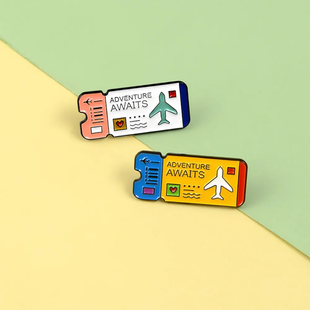 Travel Boarding Pass 2pcs Lapel Brooches